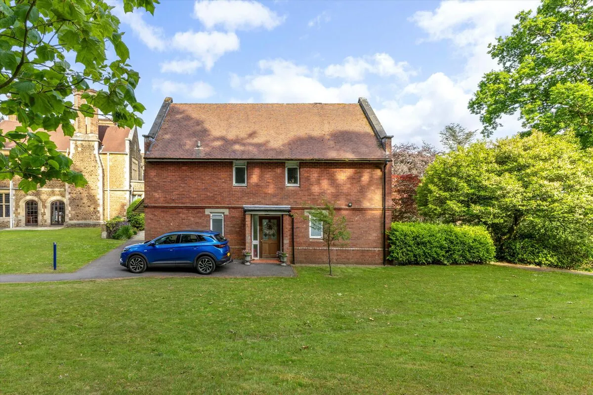 Farnham Lane, Haslemere, GU27, photo 7