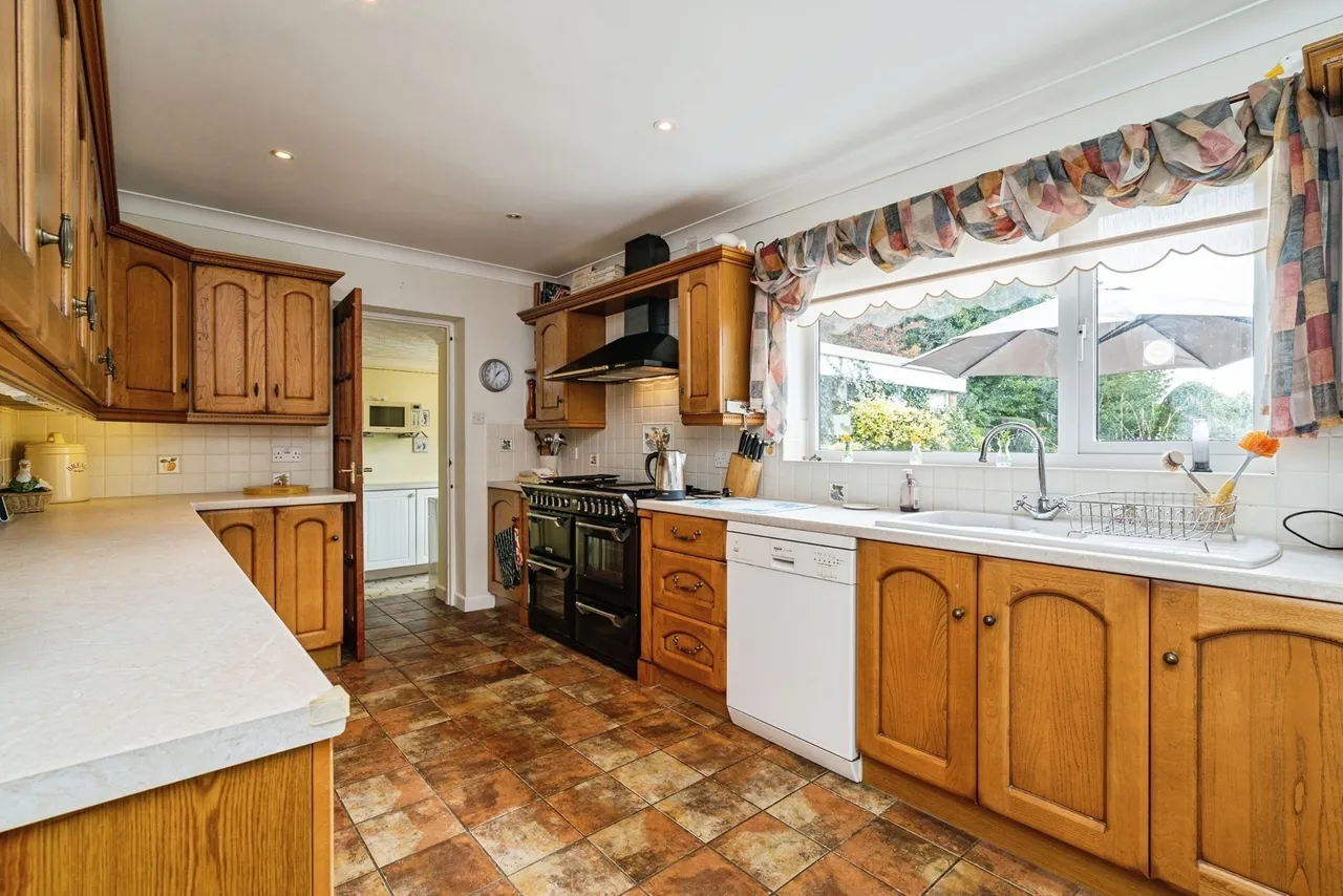 Charles Close, Wroxham, Norwich, Norfolk, NR12, photo 15