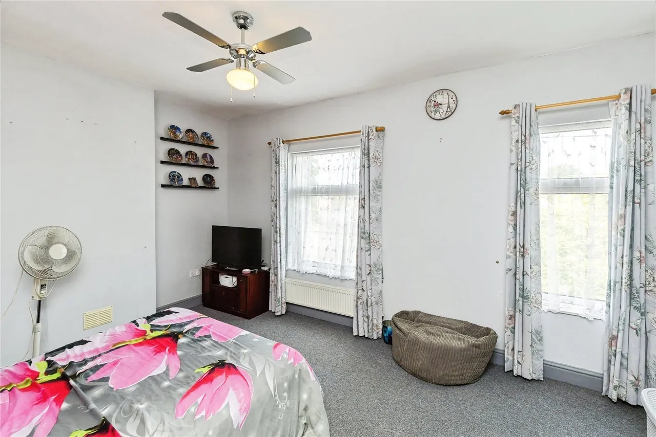 Rhosddu, Wrexham, LL11, photo 6