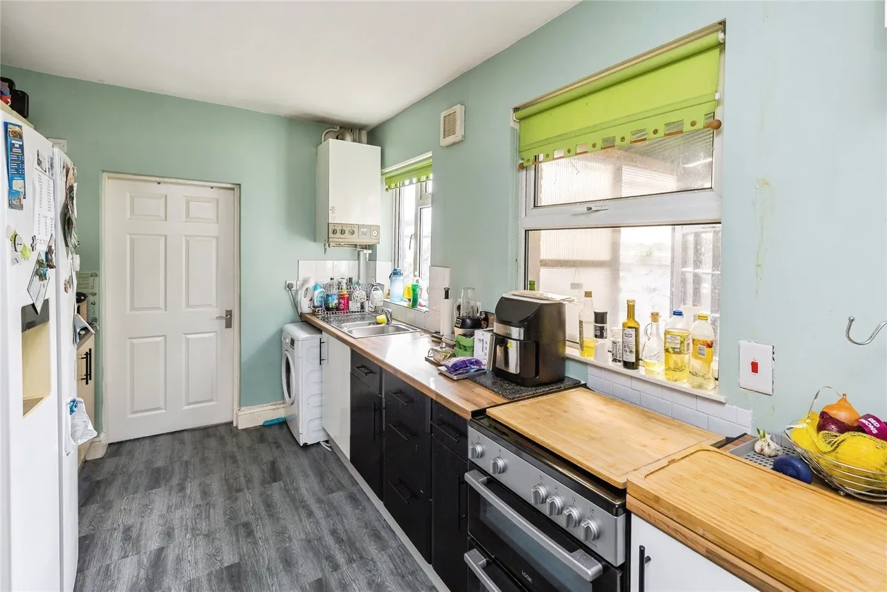 Rhosddu, Wrexham, LL11, photo 4