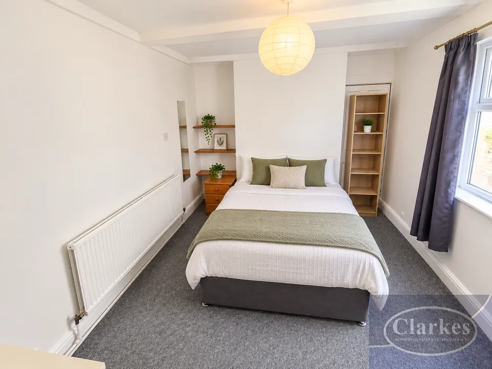 Castle Road, Winton, photo 10