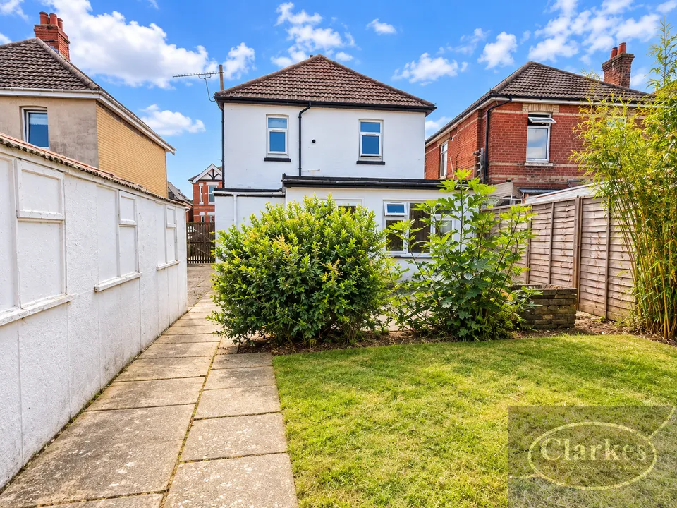 Castle Road, Winton, photo 11