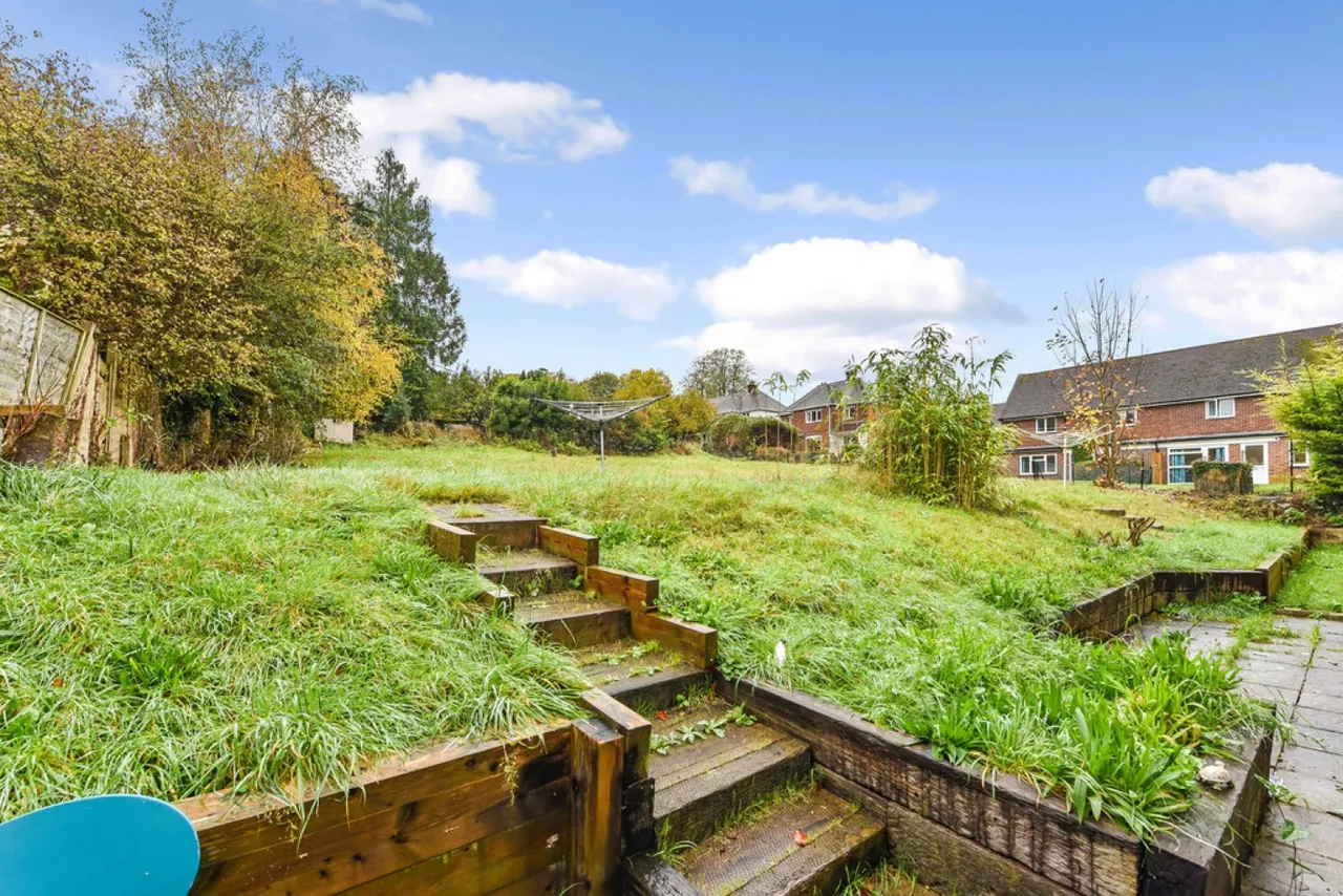 Minden Way, Stanmore, photo 8