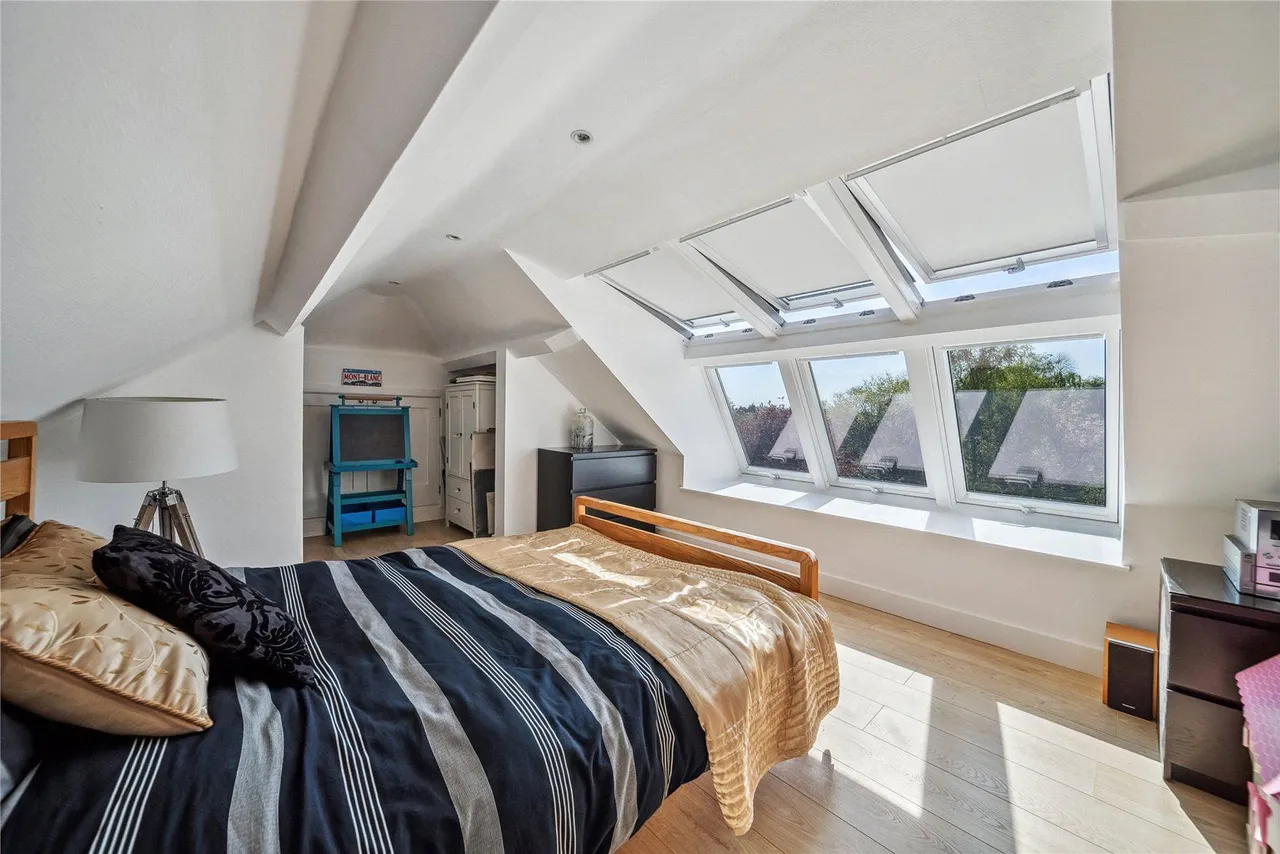 Dunstarn Drive, Leeds, LS16, photo 15