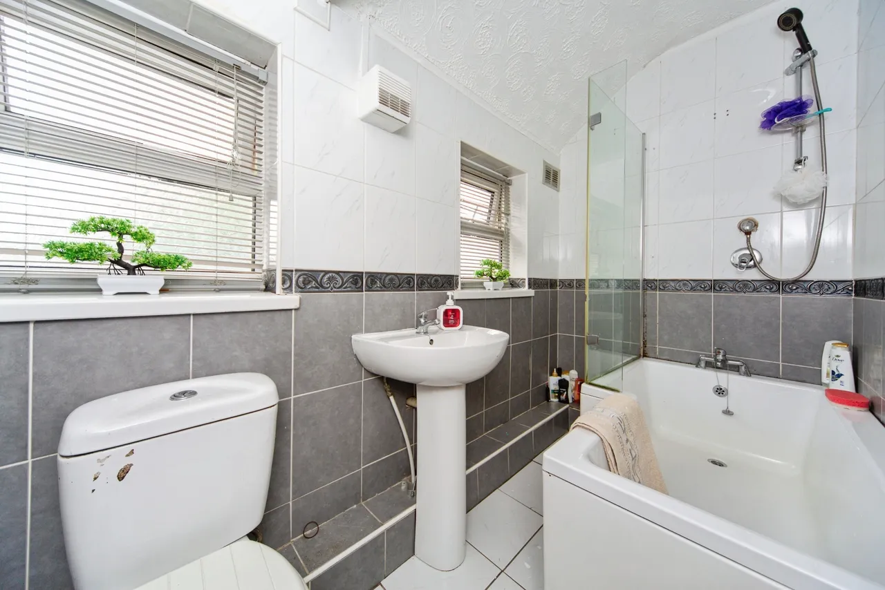 Railton Road, Liverpool, L11, photo 8