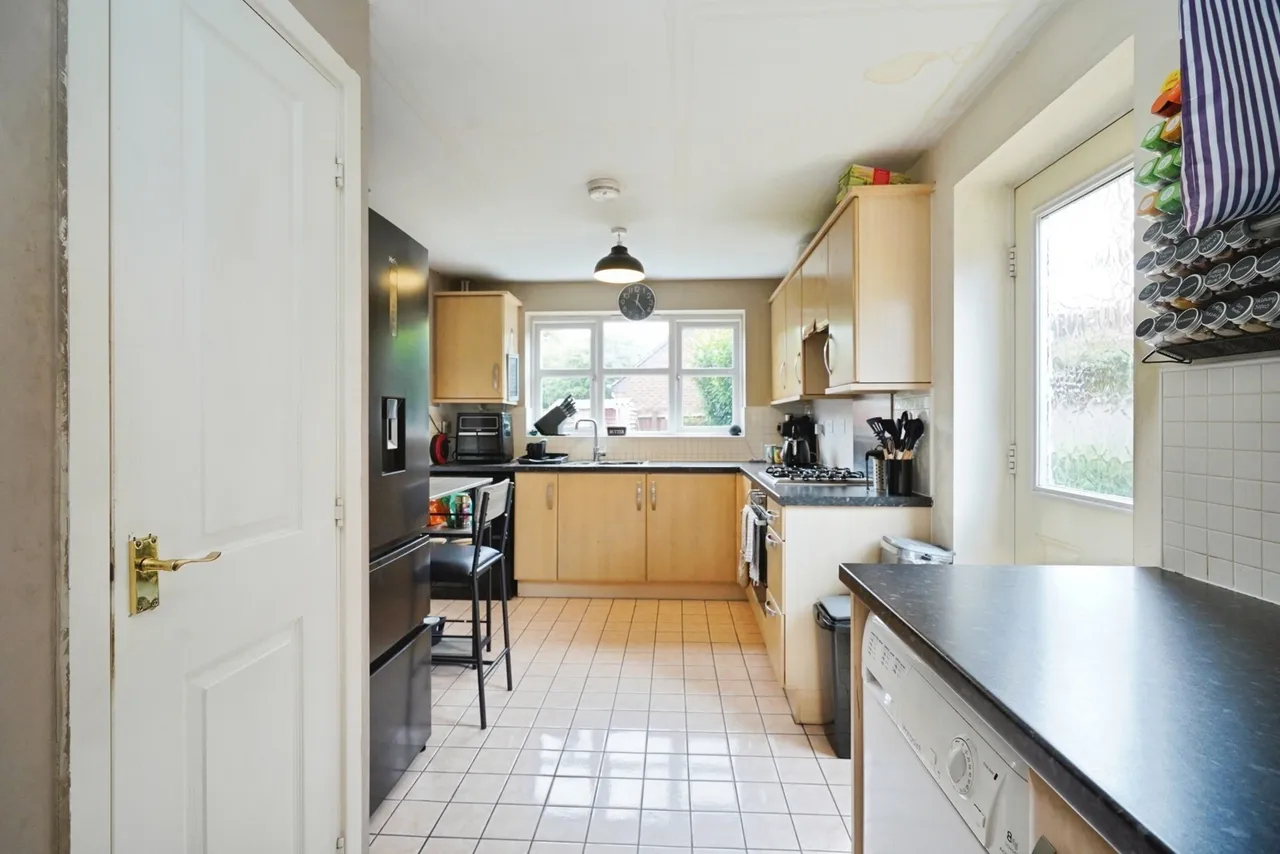 Hevea Road, Burton-on-Trent, DE13, photo 4