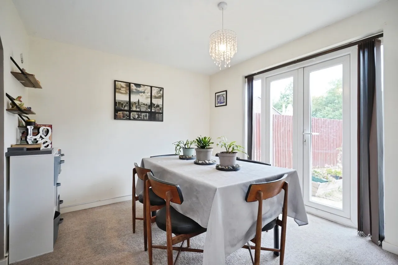 Hevea Road, Burton-on-Trent, DE13, photo 3