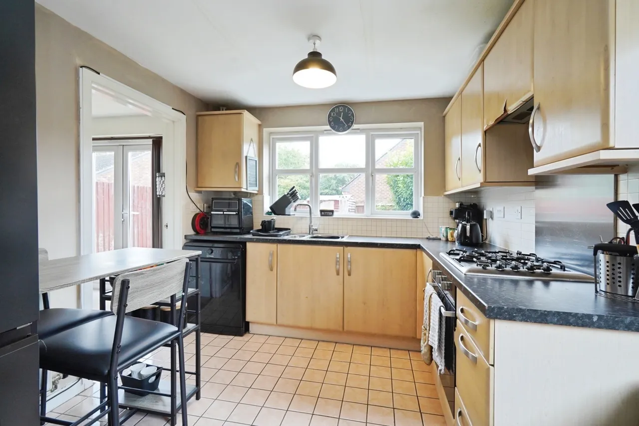 Hevea Road, Burton-on-Trent, DE13, photo 13