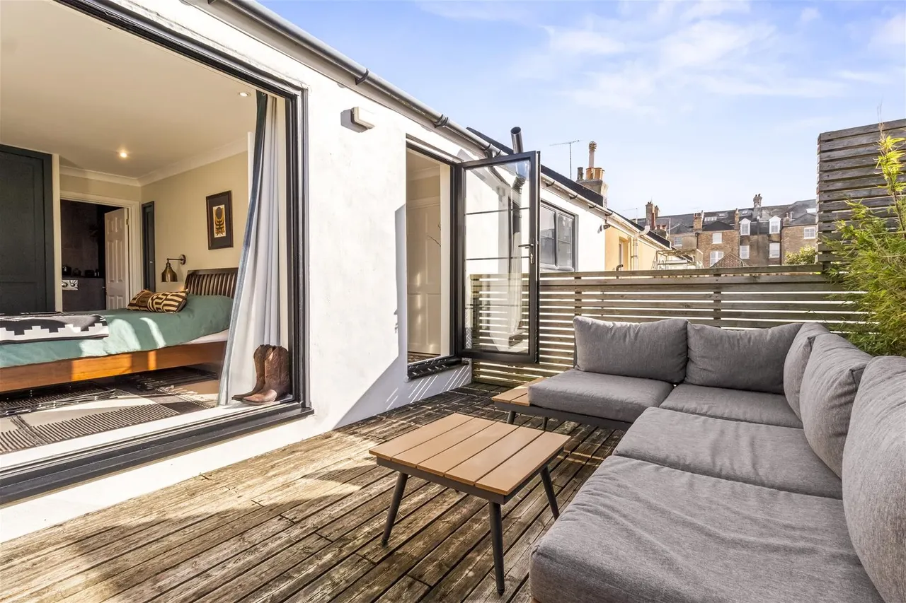 Heene Place, Worthing, photo 11