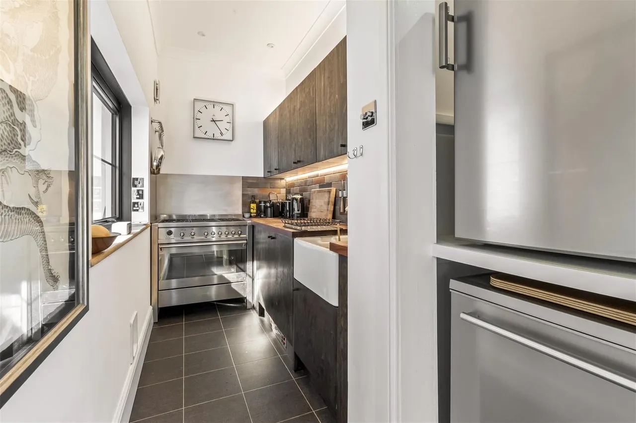 Heene Place, Worthing, photo 22