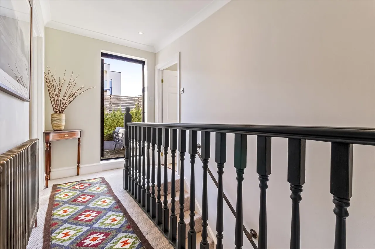Heene Place, Worthing, photo 36