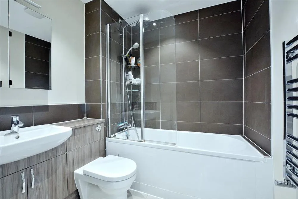 Great Portland Street, Fitzrovia, W1W, photo 4