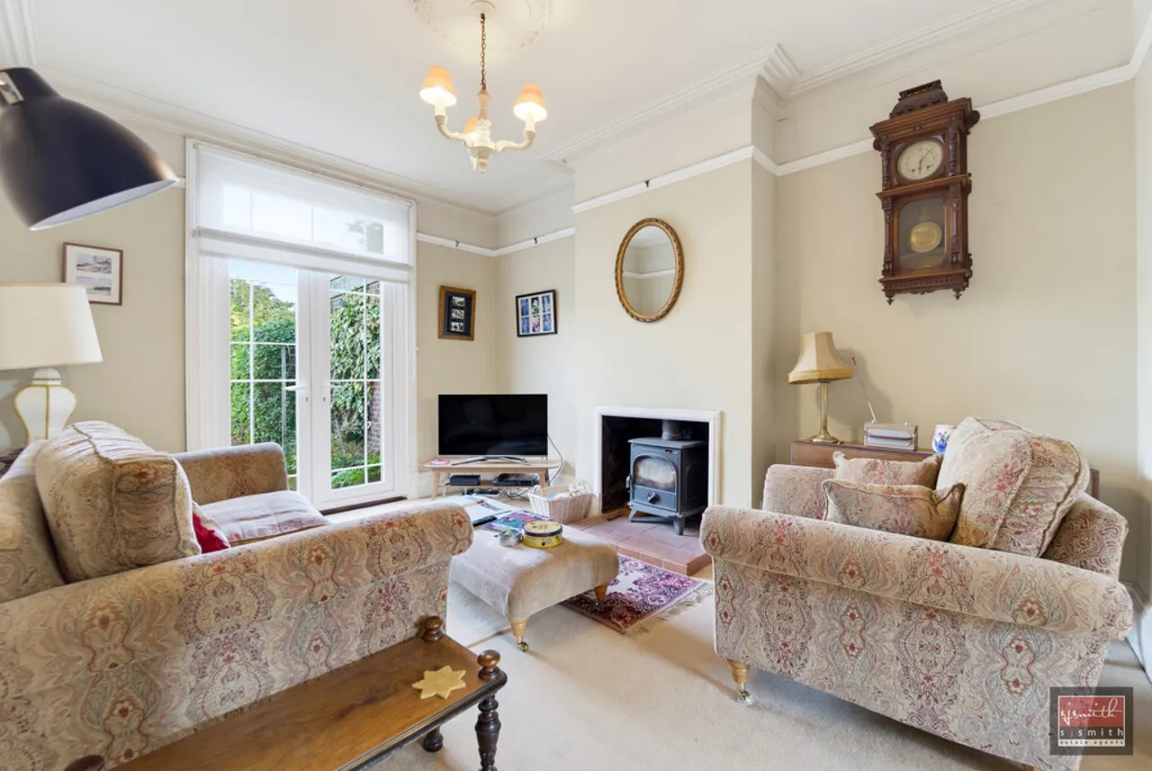 Manor Road, Ashford, TW15, photo 2