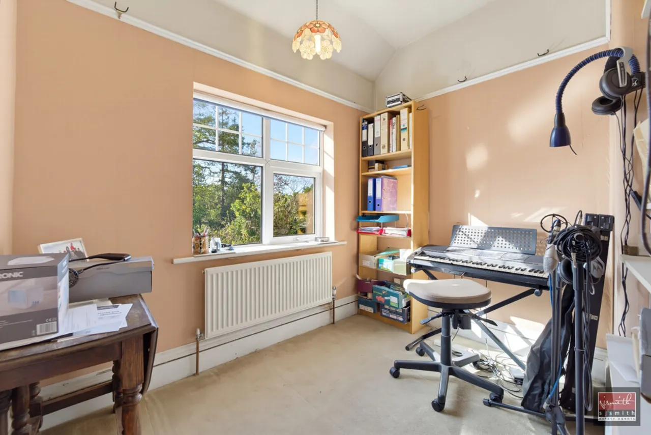 Manor Road, Ashford, TW15, photo 9