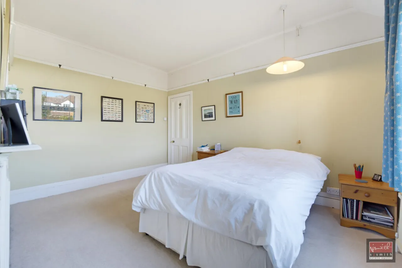Manor Road, Ashford, TW15, photo 15