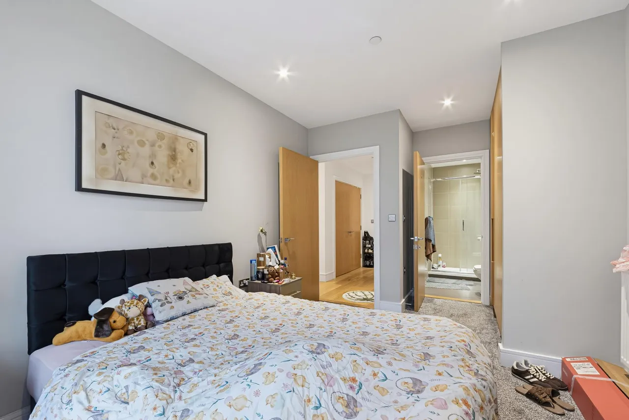 Caxton Street, London, E16, photo 10