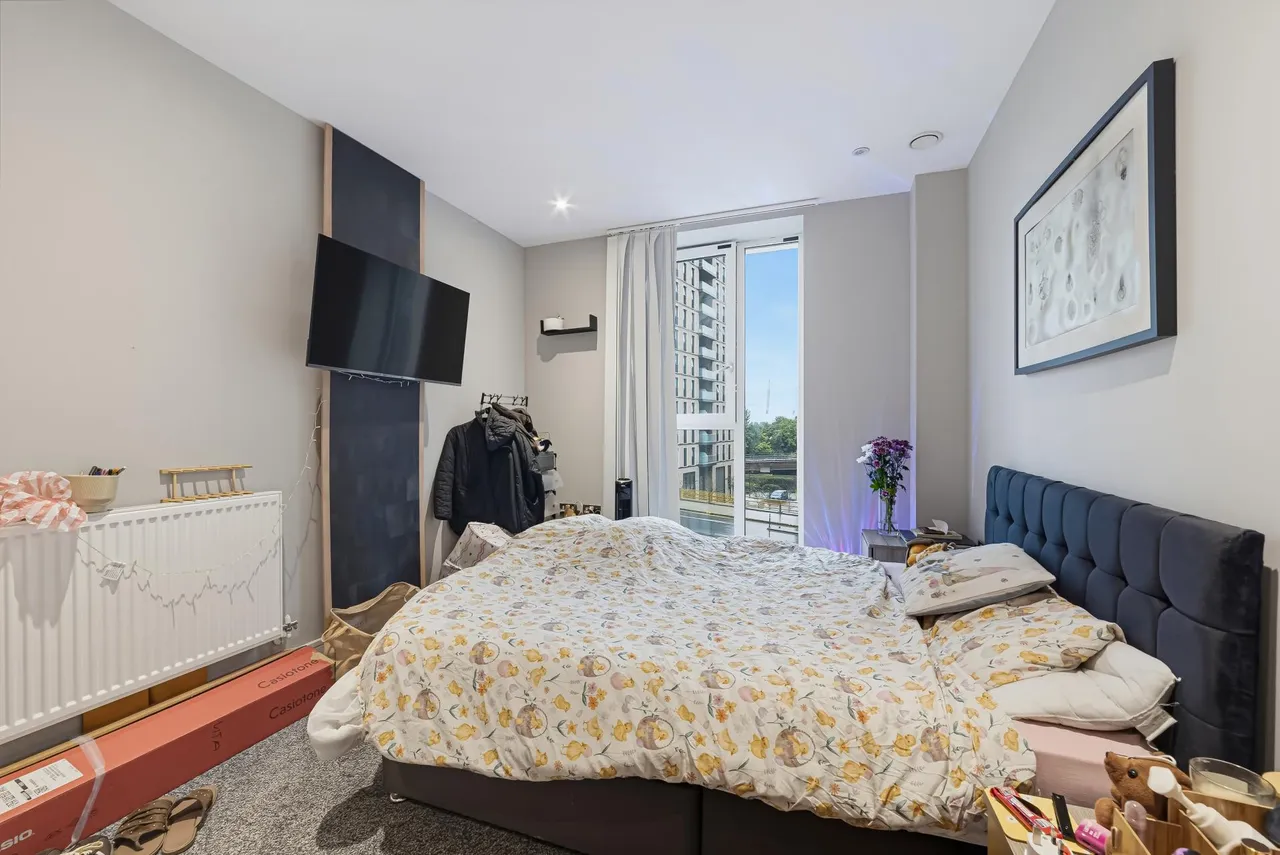Caxton Street, London, E16, photo 9
