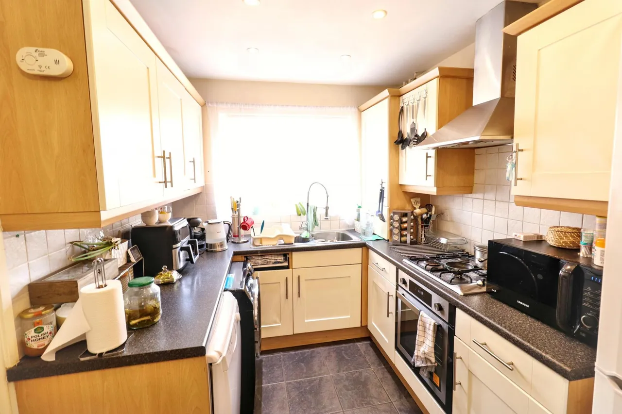 Saltern Drive, Spalding, PE11, photo 2