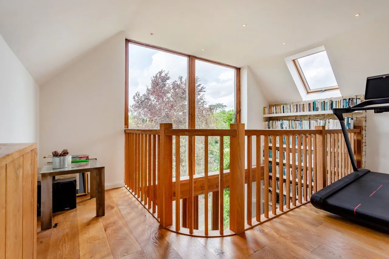 Marston Hill Farm Cottages, Meysey Hampton, GL7, photo 11