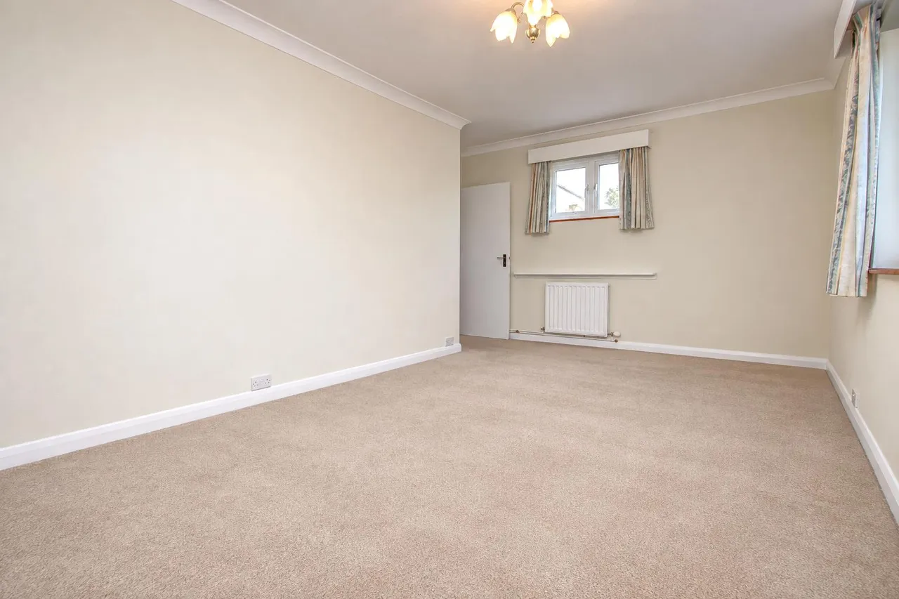 Quennell Close, Ashtead, KT21, photo 15