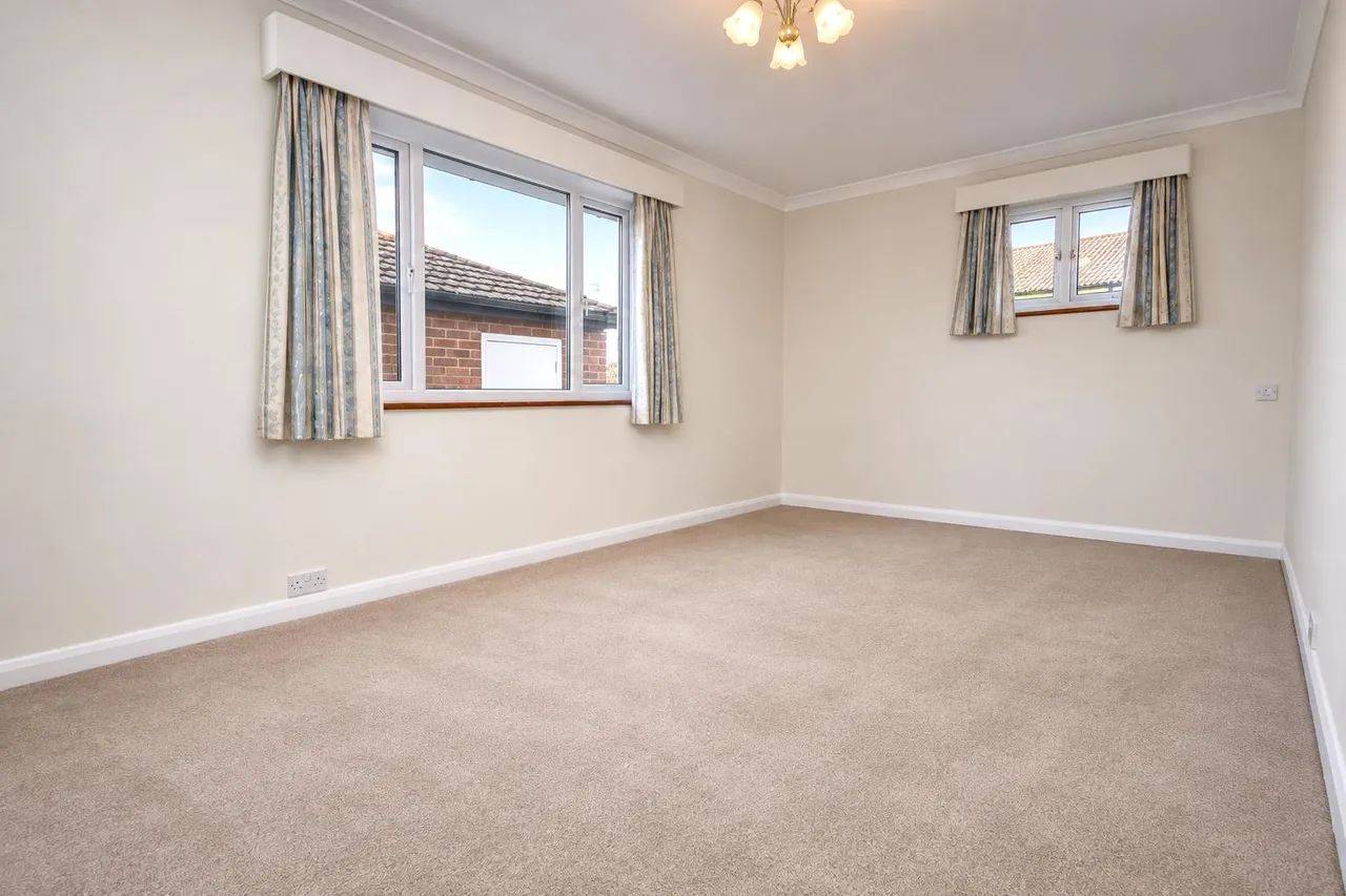 Quennell Close, Ashtead, KT21, photo 14