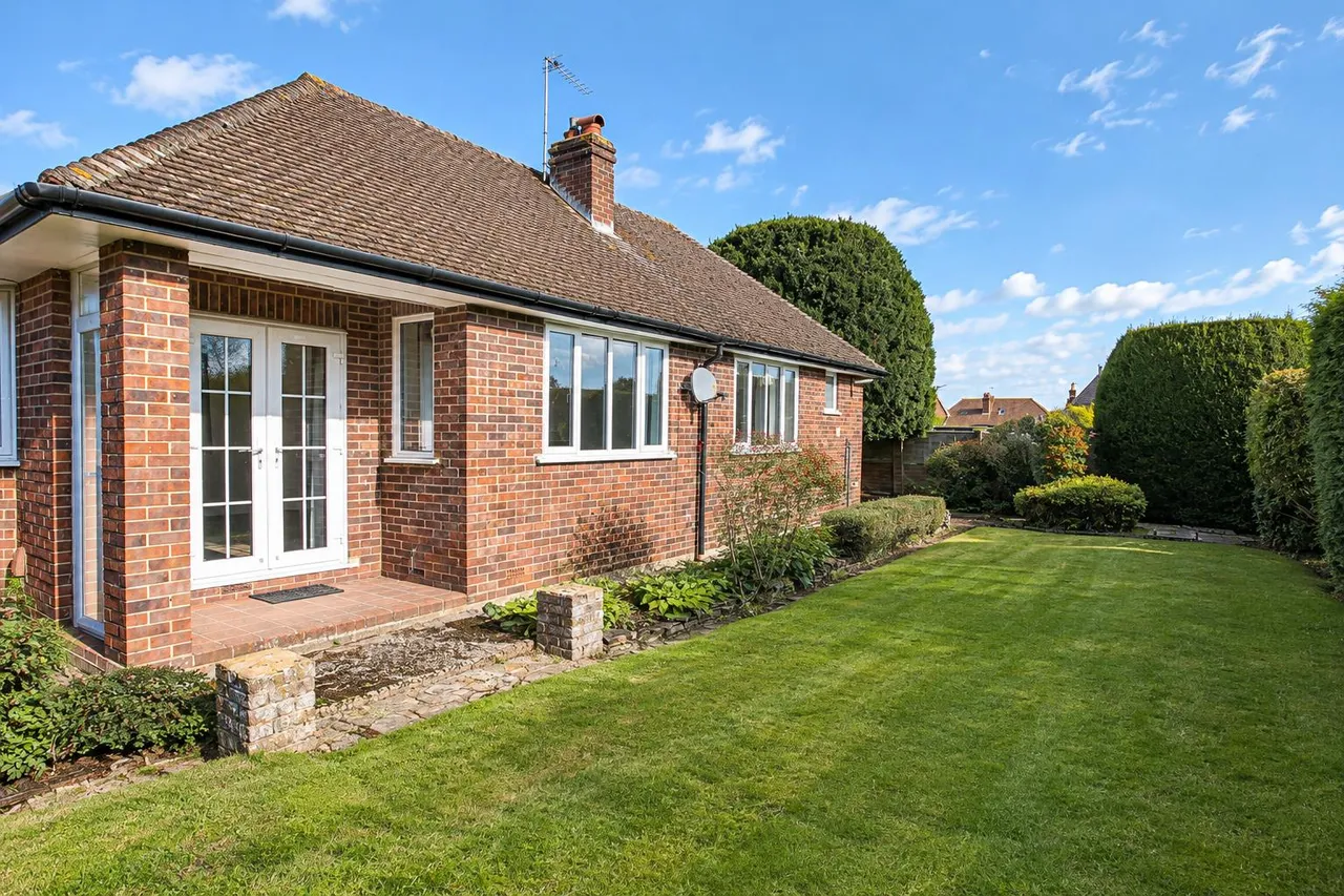 Quennell Close, Ashtead, KT21, photo 23