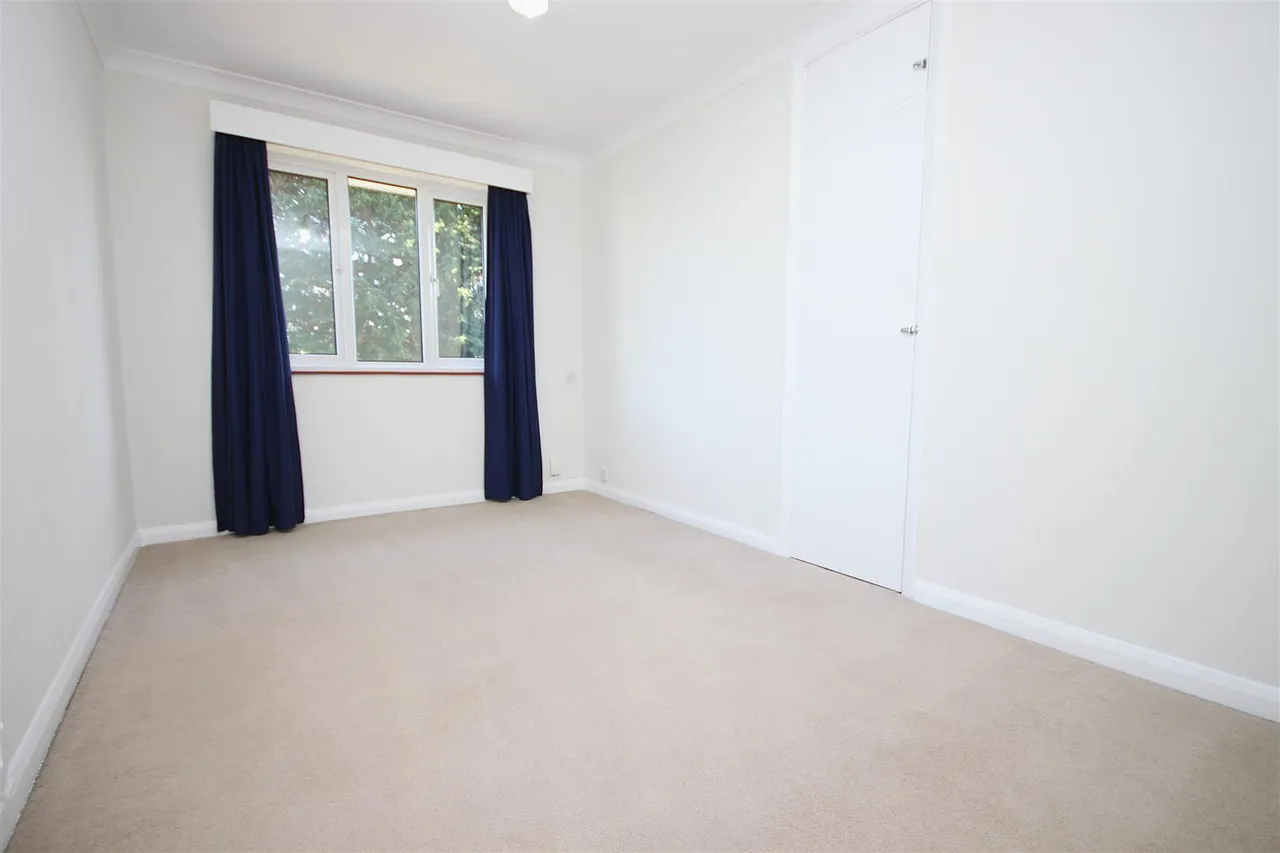 Quennell Close, Ashtead, KT21, photo 19