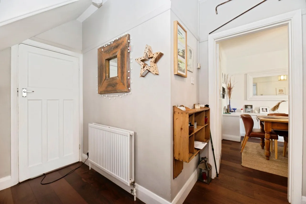 Lawrence Avenue, New Malden, KT3, photo 11