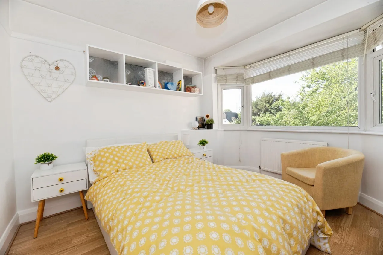 Lawrence Avenue, New Malden, KT3, photo 15