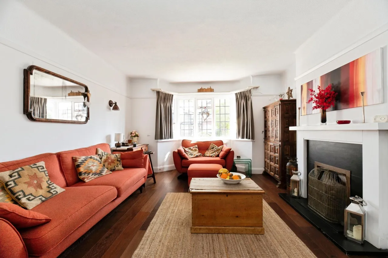 Lawrence Avenue, New Malden, KT3, photo 2