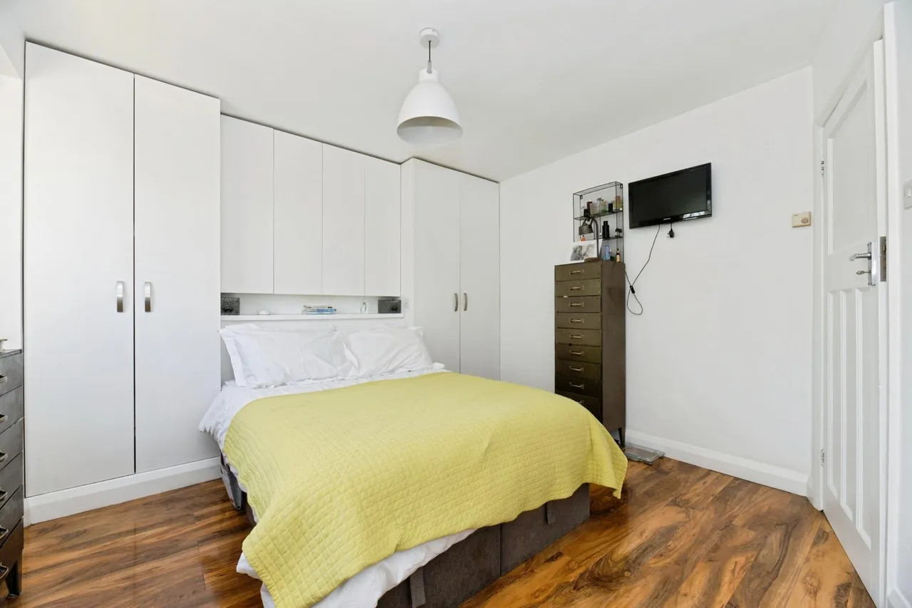Lawrence Avenue, New Malden, KT3, photo 13