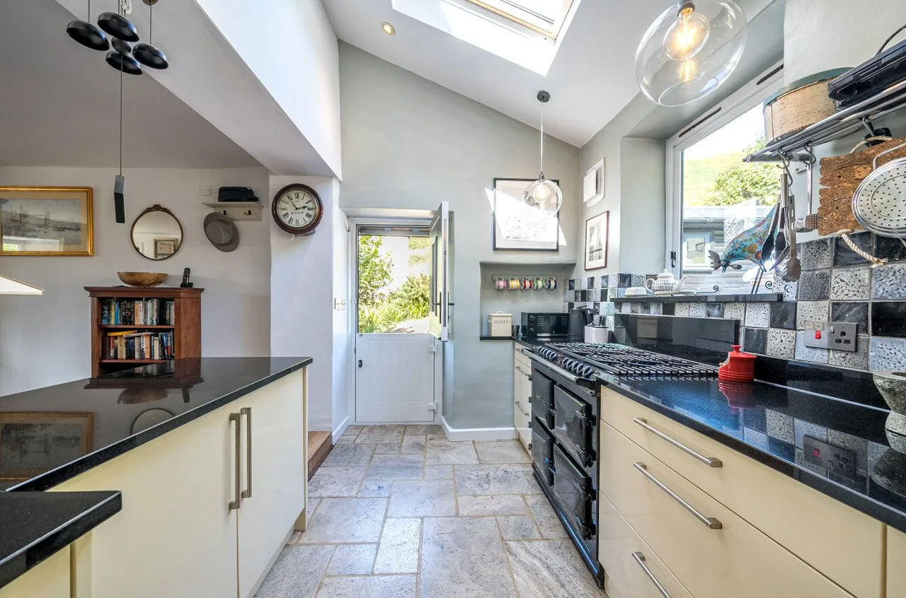 Bicknoller, Taunton, Somerset, TA4 4ER, photo 6