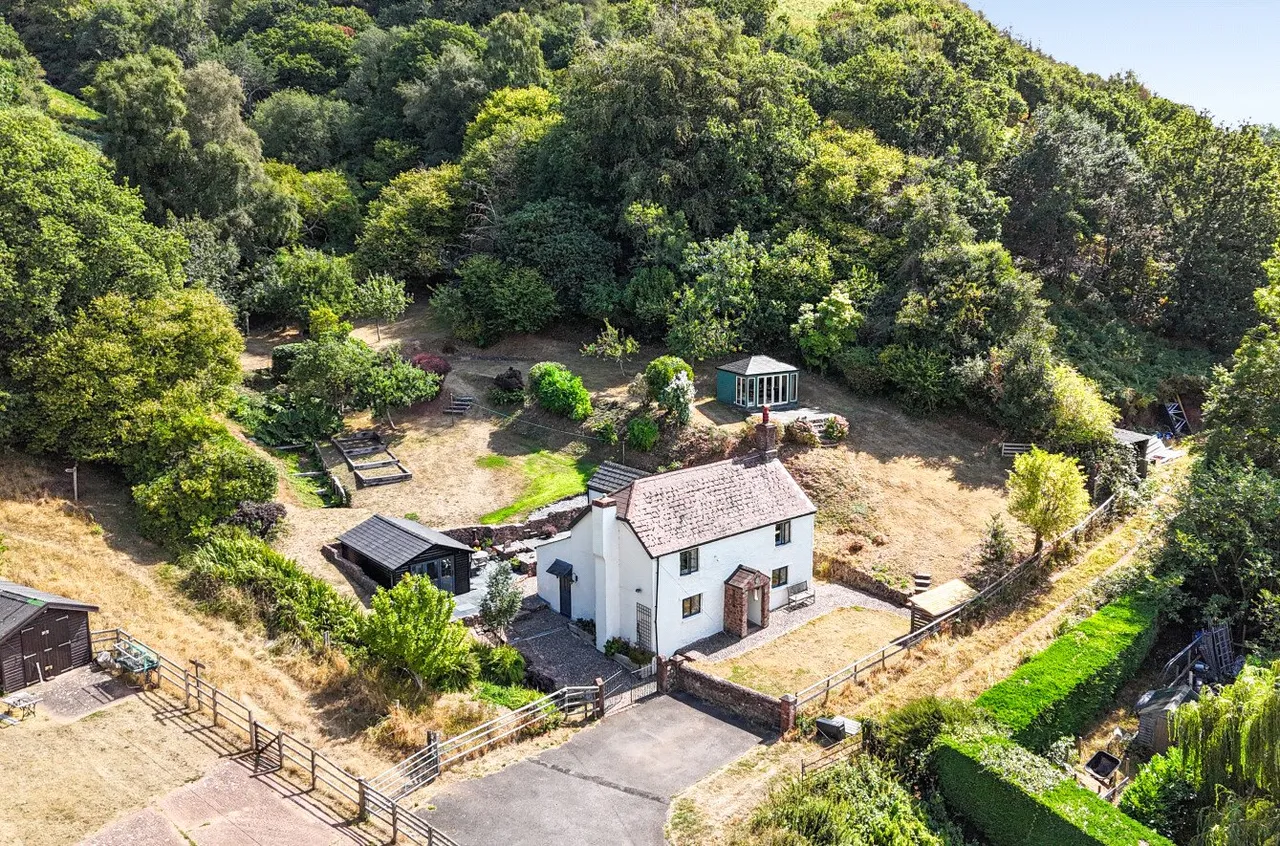 3 bed house for sale — Bicknoller, Taunton, Somerset, TA4 4ER