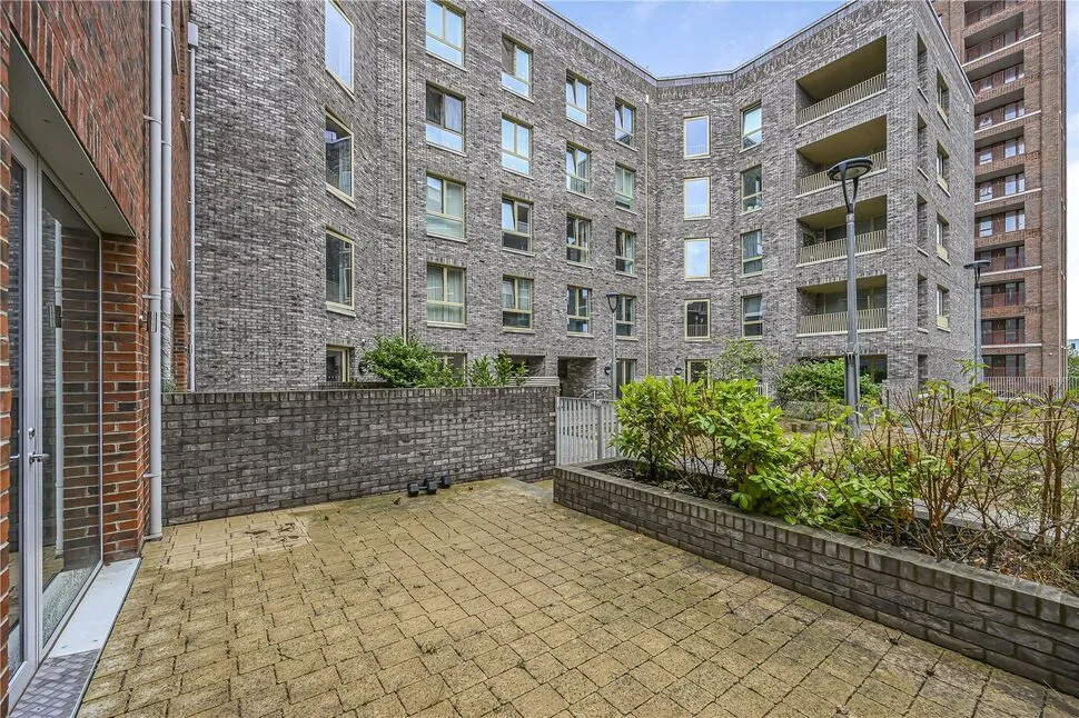 Benson Street, Barking, IG11, photo 10
