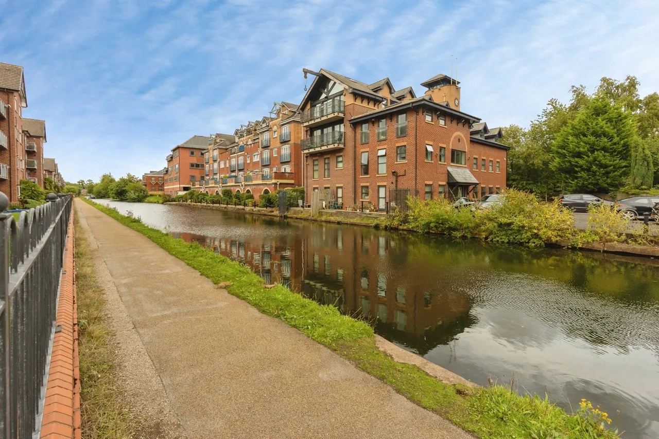 Bridgewater Street, Sale, Greater Manchester, M33, photo 16