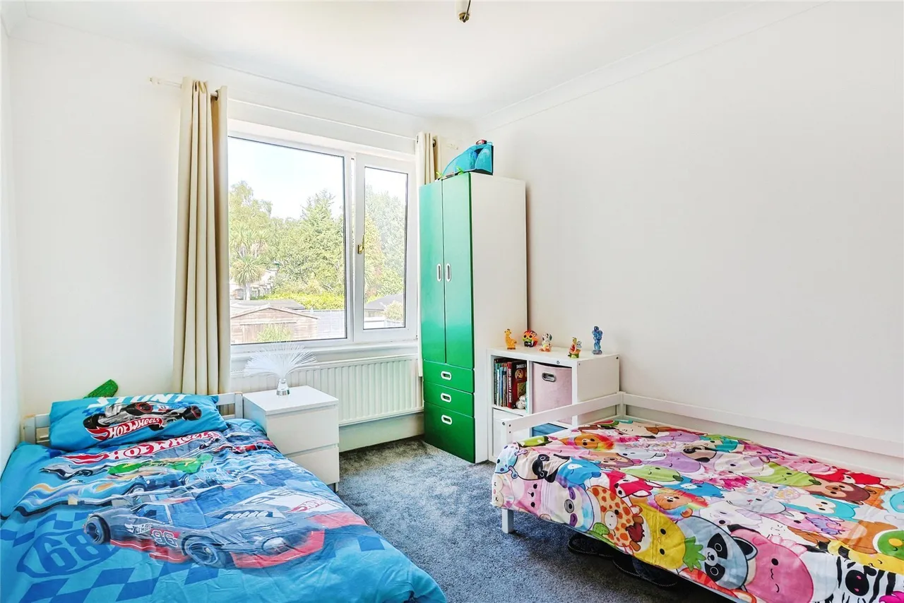 Guest Avenue, Branksome, BH12, photo 15