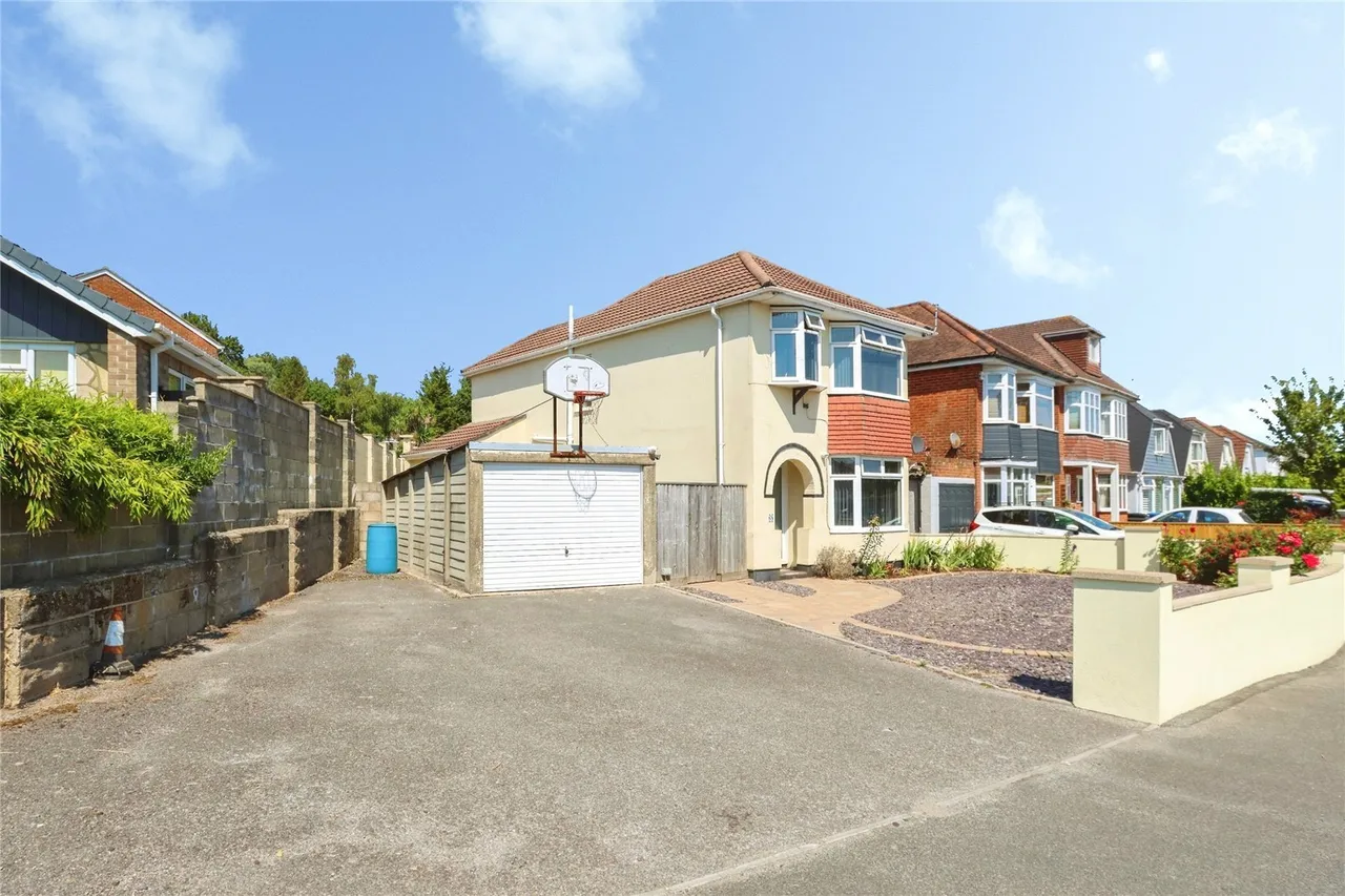 Guest Avenue, Branksome, BH12, photo 20