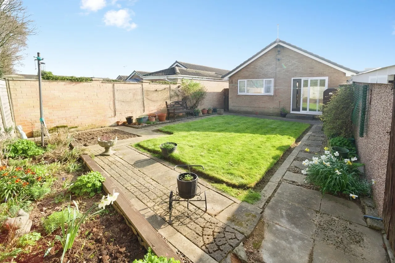Bramley Grange Crescent, Bramley, Rotherham, South Yorkshire, S66, photo 3