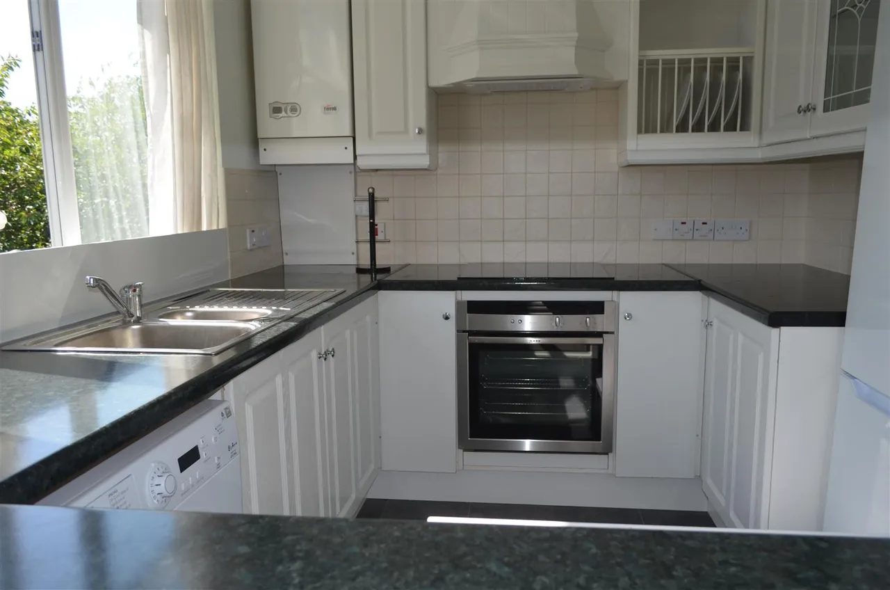 Rowan Avenue, Manchester, M16, photo 5