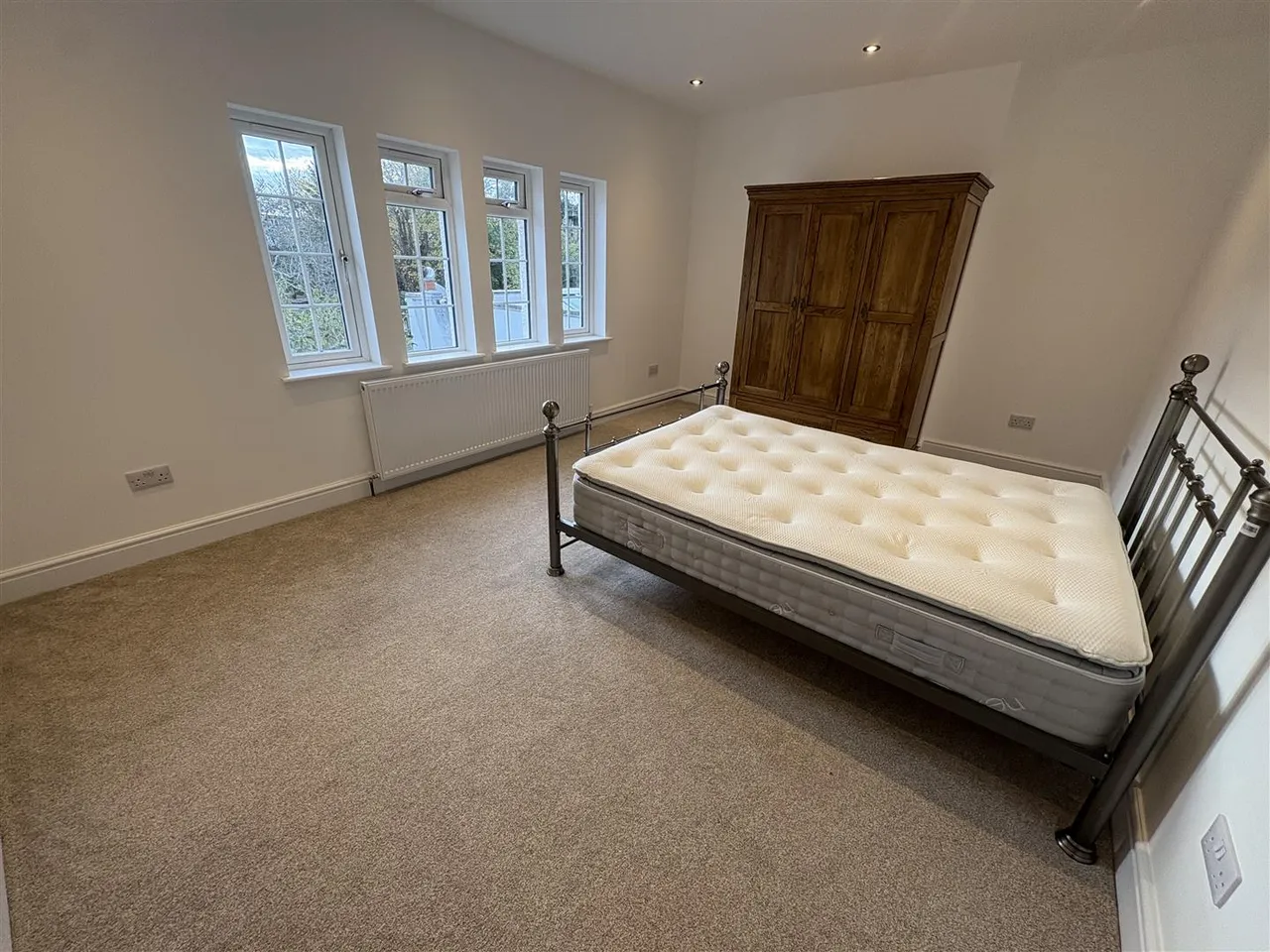 Alexandra Grove, London, photo 5