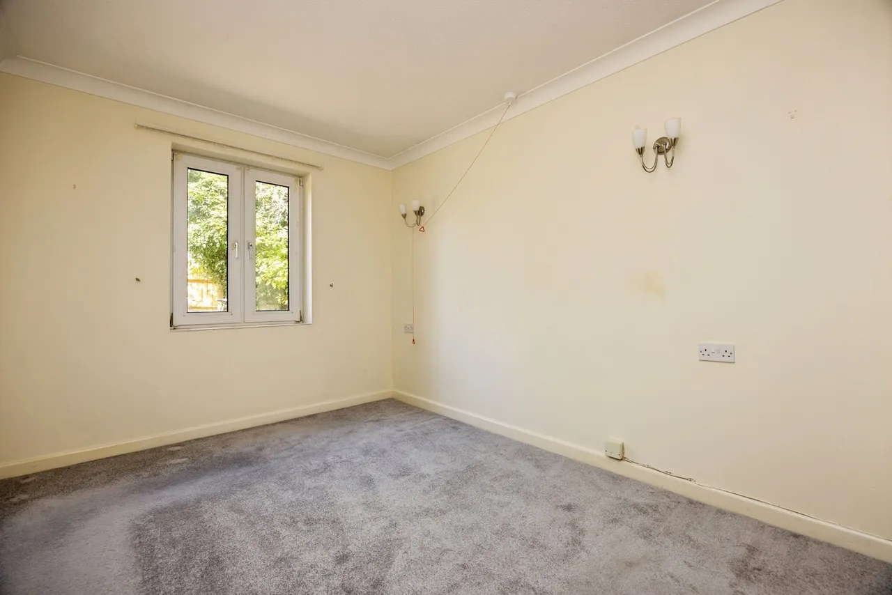 Burpham Lane, Guildford, GU4, photo 9