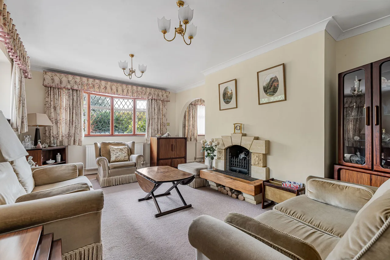 Briar Close, West Byfleet, KT14, photo 8