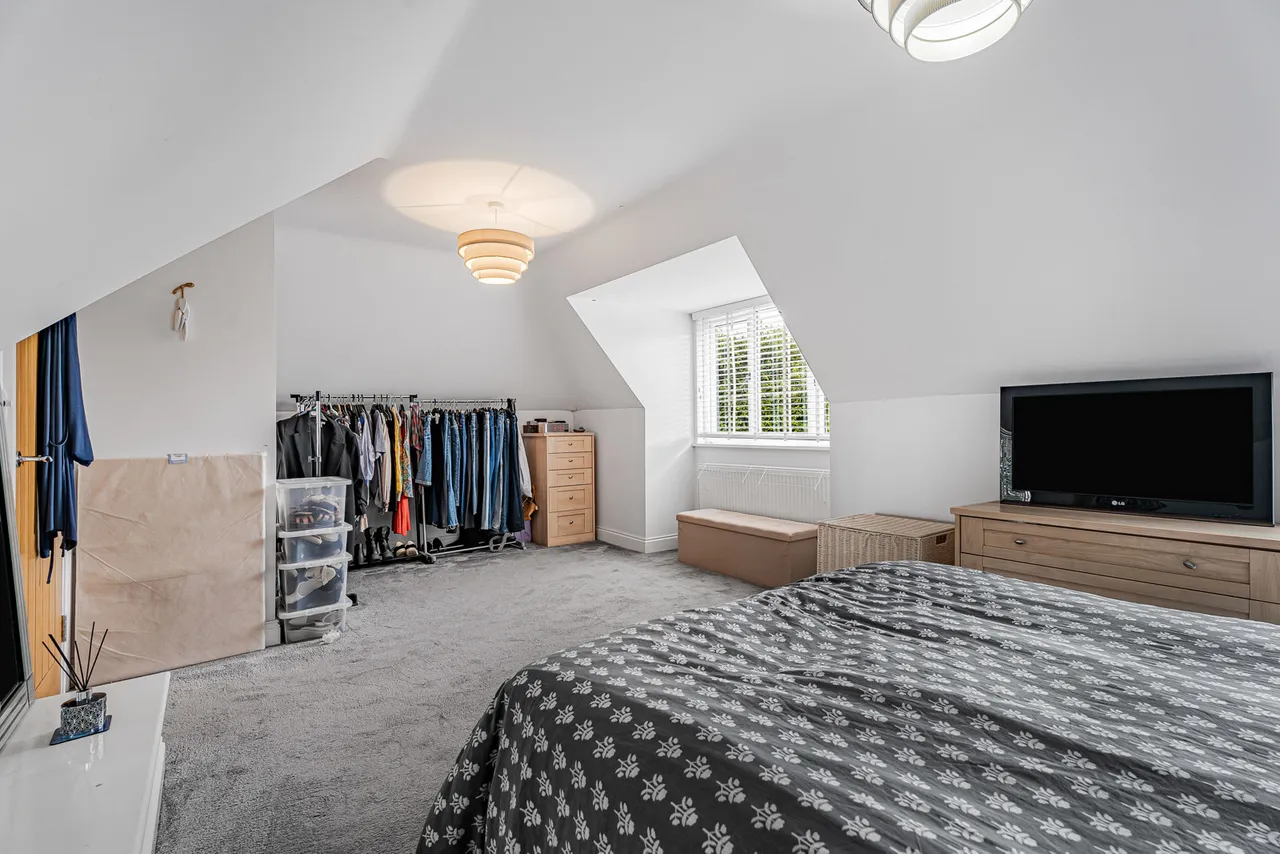 Briar Close, West Byfleet, KT14, photo 13