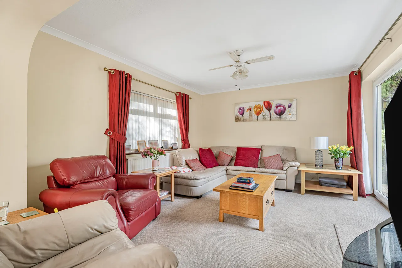 Briar Close, West Byfleet, KT14, photo 6