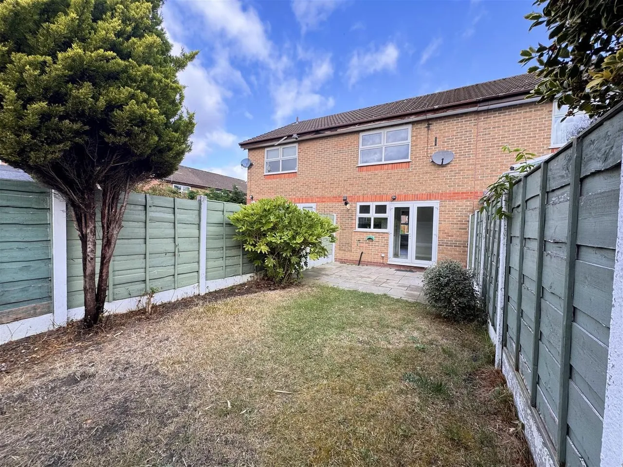 Lavender Close, Manchester M23 9SH, photo 9