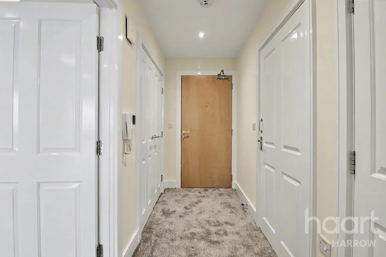 Pinner Road, Harrow, HA1, photo 2