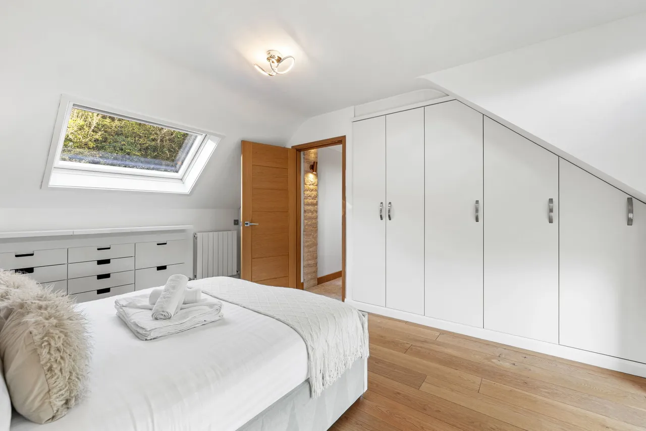 Slade Gardens, West Cross, SA3, photo 21