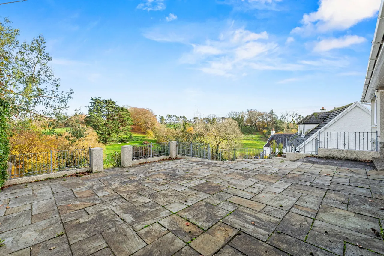 Slade Gardens, West Cross, SA3, photo 31
