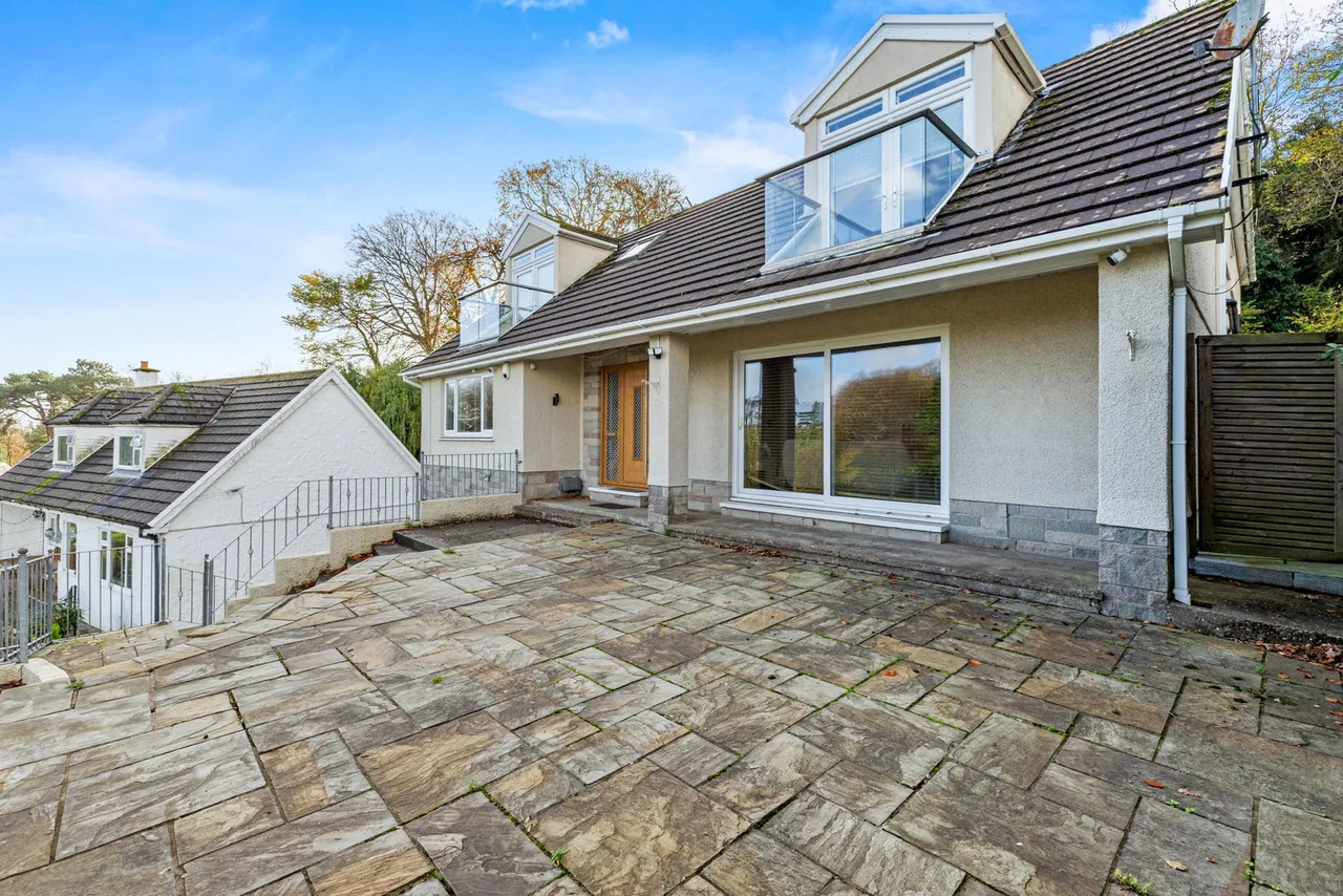 Slade Gardens, West Cross, SA3, photo 4