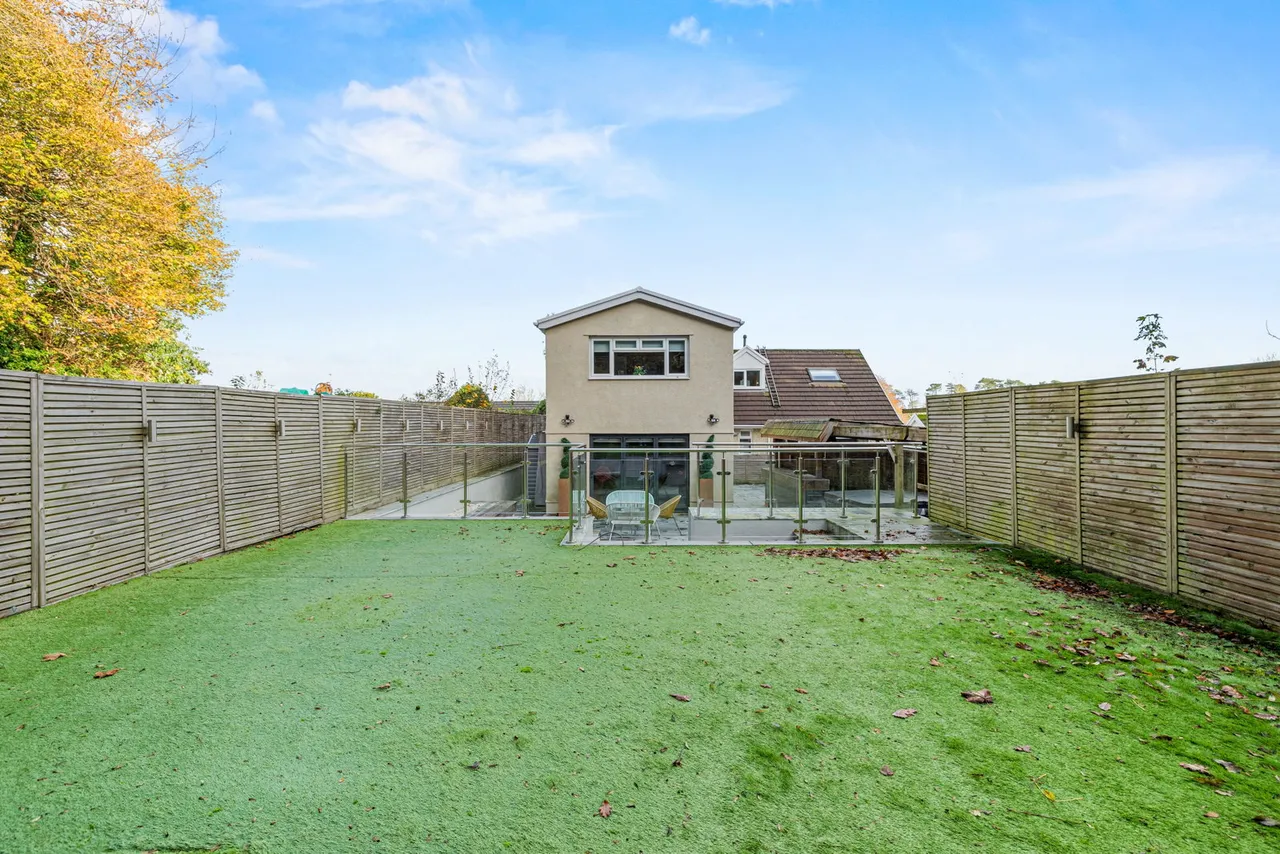 Slade Gardens, West Cross, SA3, photo 29
